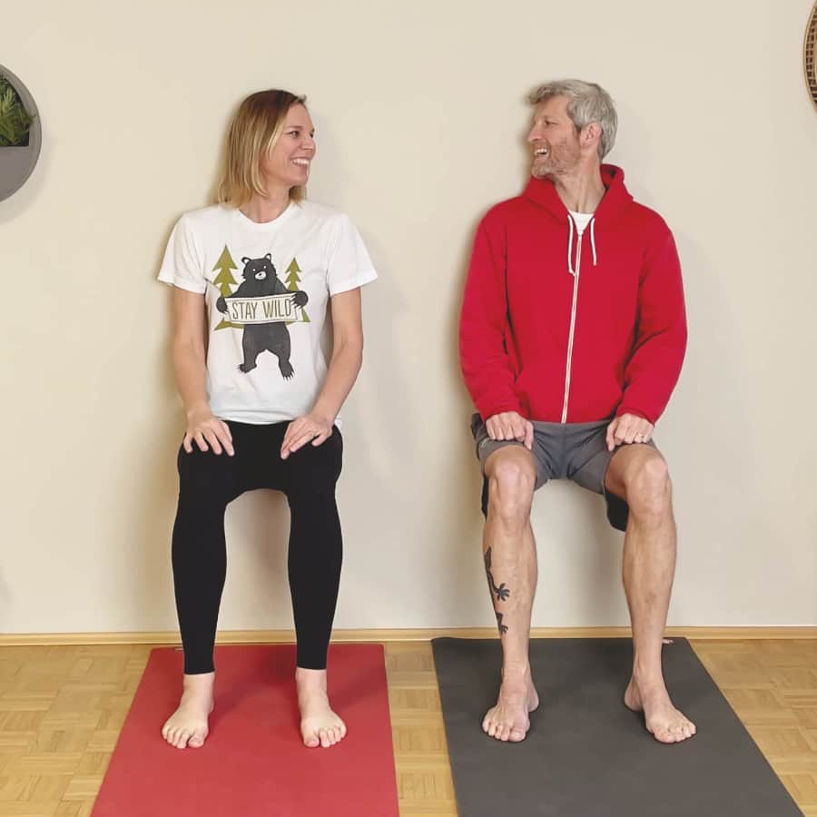 YOGAMOUR Living Room Session: Yes, You Can!